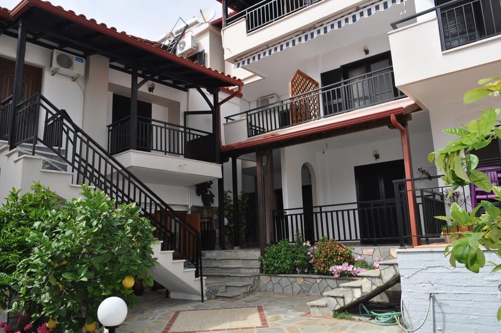 Giannis Maria Apartments Psakoudia Exterior foto